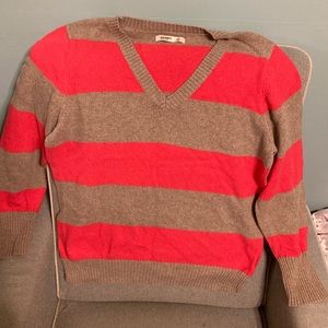 Old navy sweater